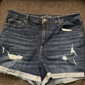 Universal Thread Dark Denim Shorts size 18W